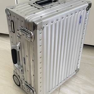 絕版 九成新 Rimowa Tropicana 37007002 相機箱（可手提登機 size)