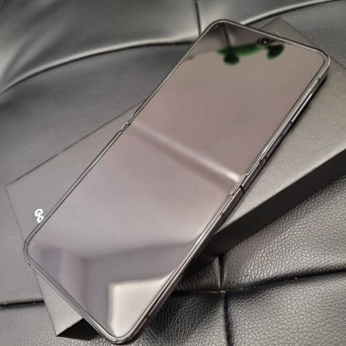 95%新香港行貨Samsung Galaxy Flip 5 256GB 送原廠指環機套