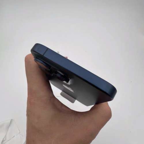 Apple iPhone 15 pro max 256G 港行，新淨冇花，電池效能100，有盒全套fullest !