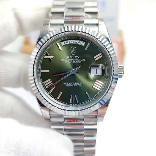 DayDate 228349 40mm Green Dial Roman Markers Fluted Bezel watch