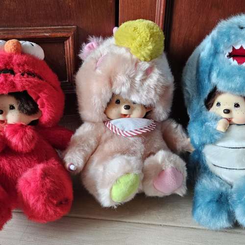特別版 Monchhichi 公仔（約20cm高）