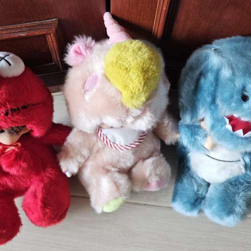 特別版 Monchhichi 公仔（約20cm高）