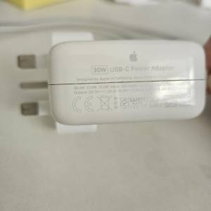 Apple 原厰30w快速充電器(原厰快充綫連30W火牛）