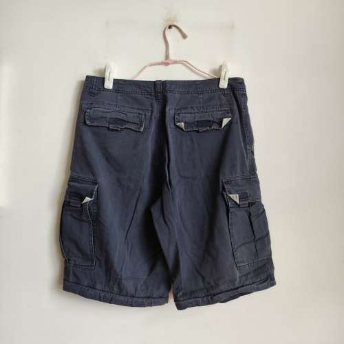 Dark Blue Casual Shorts &middot; 深藍色悠閒短褲