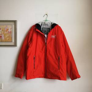 Orange Jacket · 橙色外套