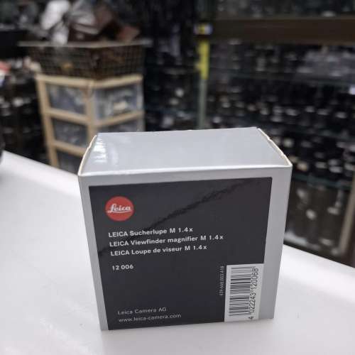 LEICA MACRO-ADAPTER-M 14652 LIKE NEW  LEICA VIEW FINDER MAGNIFIER M 1.4X 12006