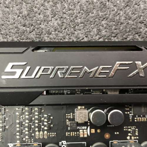 ASUS ROG RAMPAGE V EDITION 10 LGA2011-3 x99 底板 支援E5全系列CPU NVIDIA SLI