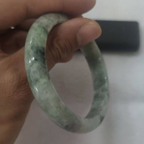 天然翡翠 飄花綠手鐲
