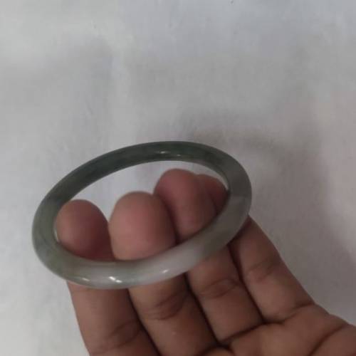 天然翡翠 細圓條飄花手鐲