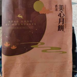 美心 雙黃 白蓮蓉 現貨 (Moon Cake in Box) 2024  有袋，全新未使用（Full Package...