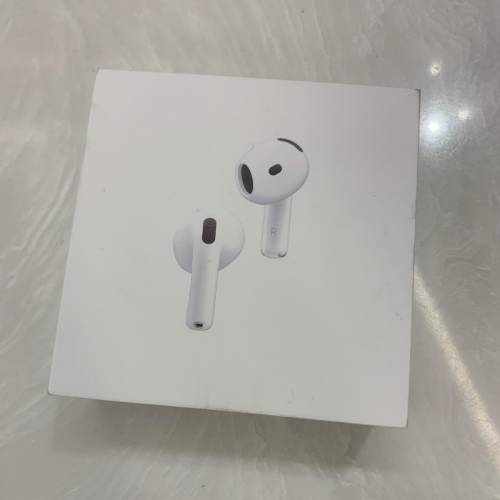 全新Airpod 4