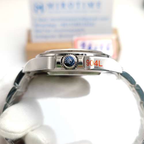 Explorer II 42mm 226570 watch