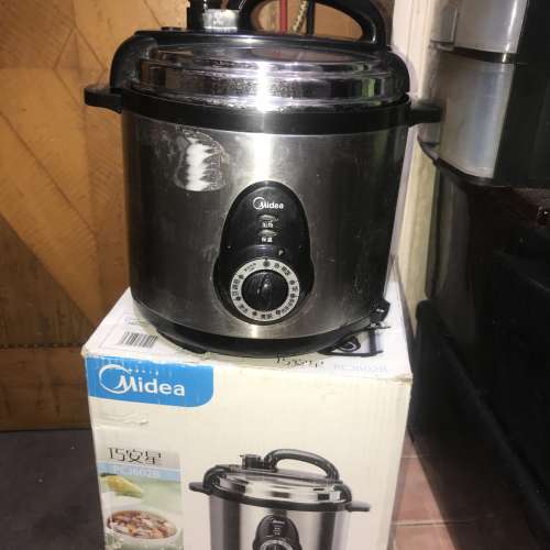 二手快速智能壓力煲買一送一