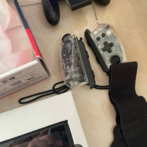 新净少用switch 連所有配件（4手制） $1800 另外game@$100起