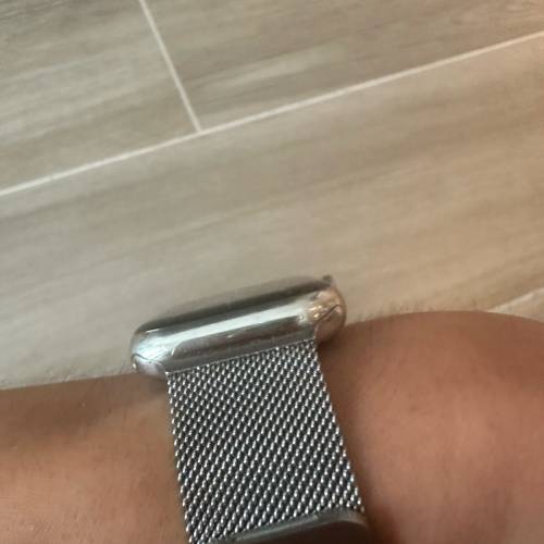apple watch s8 銀色不鏽鋼鏽