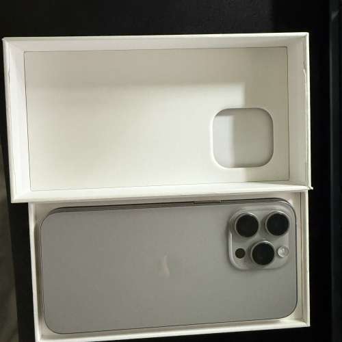 iPhone 15 Pro Max 原色 256GB