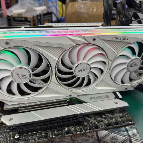 ASUS ROG STRIX RTX3080 O10G GAMING 白色 ( 已test ，完全正常）