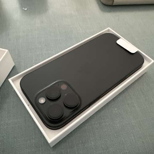 iPhone 16 Pro 黑色256gb