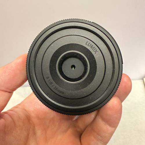 Panasonic 26mm f8 Pancake