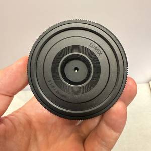 Panasonic 26mm f8 Pancake