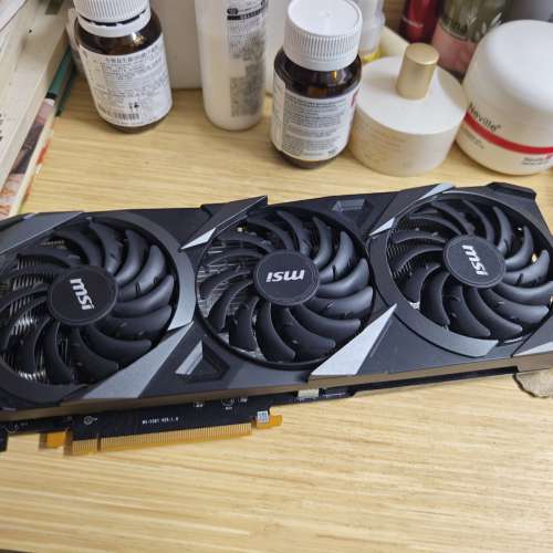 微星RTX3060 12Gb正常使用，已經更換導熱膏