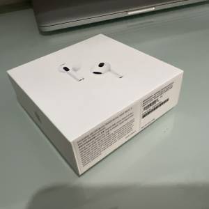 蘋果 Apple AirPods 3 耳機 （全新，未開封，買apple 電腦送）