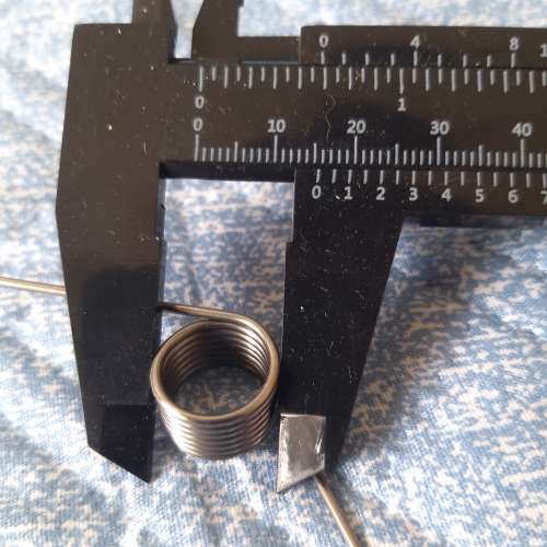 全新V型旋轉扭轉彈簧鋼 扭簧 小扭力扭簧 五金配件 (右旋一包十個)