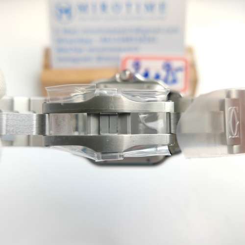 Santos de Cartier XL 40mm SS Blue Dial watch