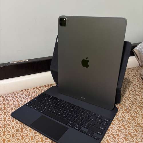 Ipad pro 6代 m2 cpu 12.9