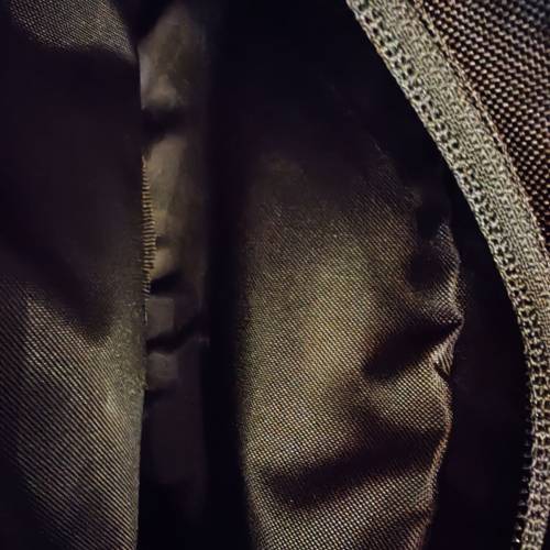 Columbia x Disneyland斜揹袋