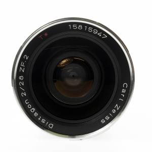 Carl Zeiss Distagon T* 28mm f2 zm Lens (Leica mount)