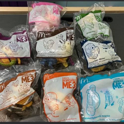 全新麥當勞minion玩具2017