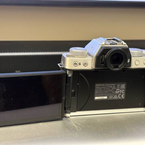 fuji xt200 + 15-45mm鏡 + HY UV filter