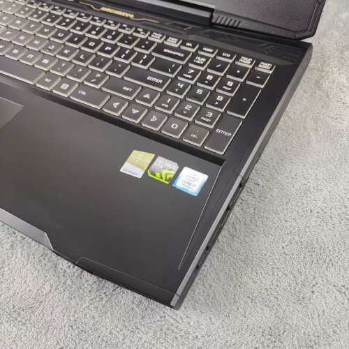 Intel® Core™ i7-7700 電競筆記本電腦，頂配 16G ddr4 記憶體，samsung 870 evo ...