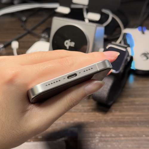 iPhone 15 Pro Max 256GB 白色鈦金屬