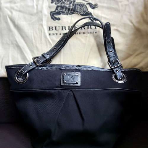 日本Burberry london blue label黑色袋(正貨)