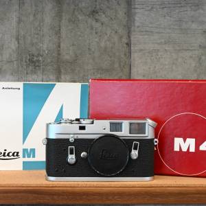 Leica M4 Silver with original instructions and box