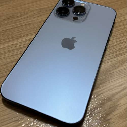 iphone 13pro 藍色 256GB有盒跟埋原裝新線$3500 不議