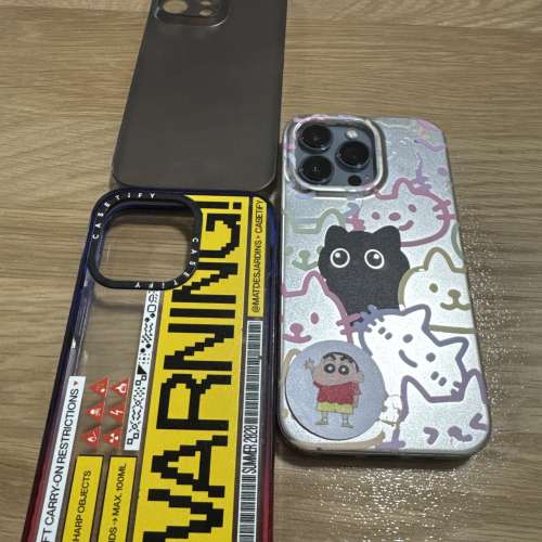 iphone 13pro 藍色 256GB有盒跟埋原裝新線$3500 不議