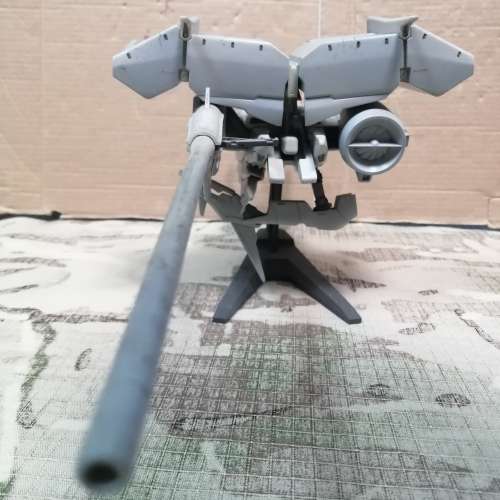 gundam model 17  (素組和不齊件 )