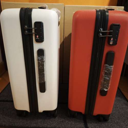 全新小米90分旅行箱（20吋登機箱）