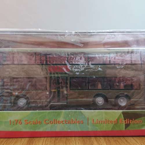 不同年代的巴士款式