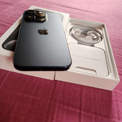 99% 新 iphone 15 pro 256g