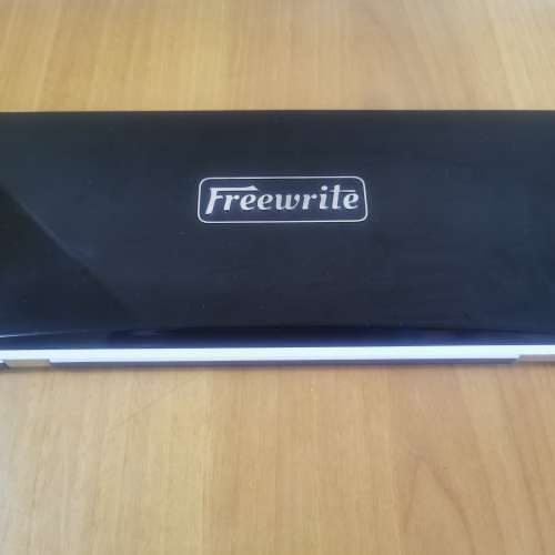 Freewrite Traveler : 2023 的 PDA&nbsp;一部淨係可以用嚟打字嘅電腦