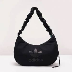 adidas originals系列 斜孭袋