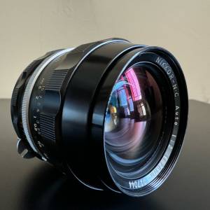 Nikon NC Auto 28mm F2 / Sekonic L-408 / Vallerret Ipsoot photography glove (New)