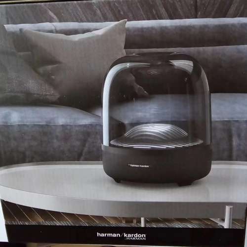 Harman Kardon Aura Studio 3 無線藍  全新未開  +加送一個Honor 電子磅全新HK $ 850