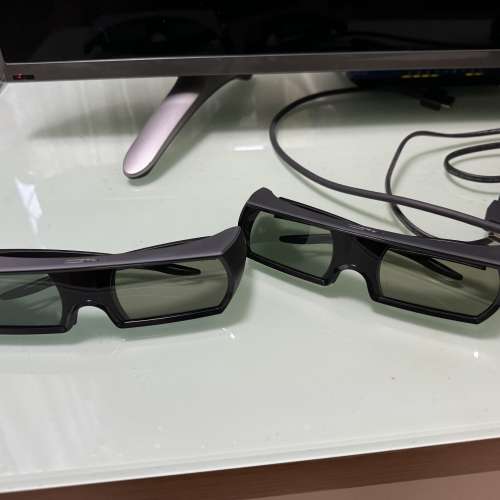 PlayStation® 3D顯示器 (PS 3D DISPLAY)