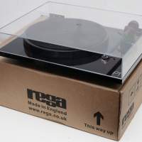 Rega Planar1 唱盤 + Rega RB110唱臂 + Rega Carbon唱頭(2020年得五星大獎英國唱盤)...