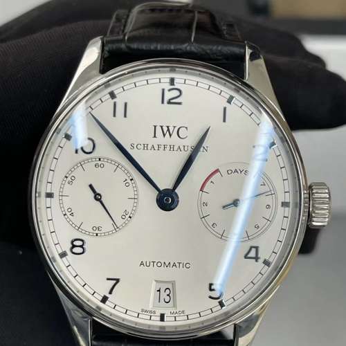 IWC 葡萄牙 7 日動力儲存腕錶